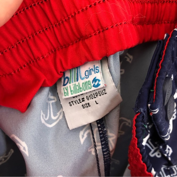 Billabong girls board shorts - Picture 6 of 6